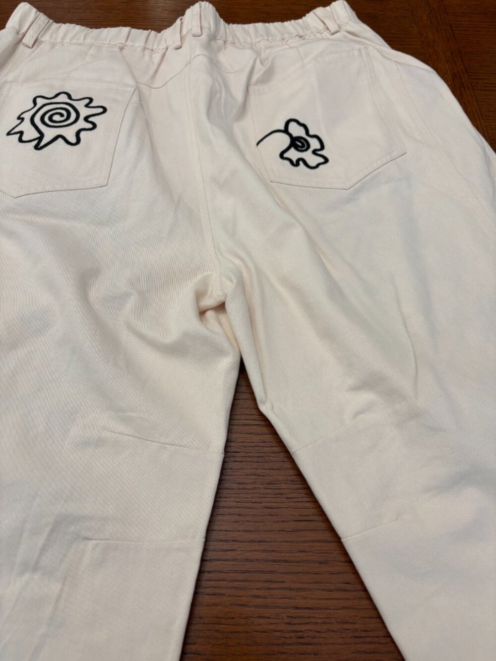 Unique cream denim cowboy style pants with black embroidery detail sz XL - Picture 2 of 8